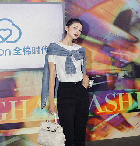 一朵棉花被搬上T臺，果然不同凡響